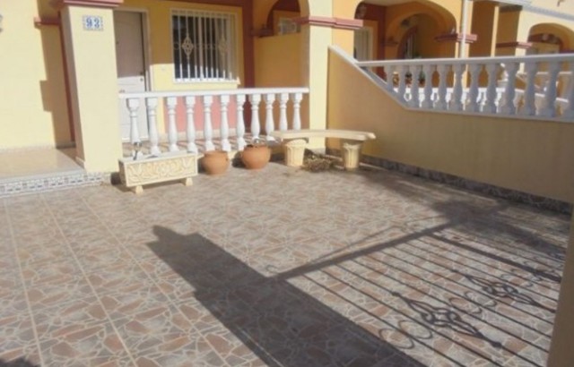 Semi detached house in Cabo Roig