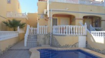 Semi detached House in Villamartin with own pool