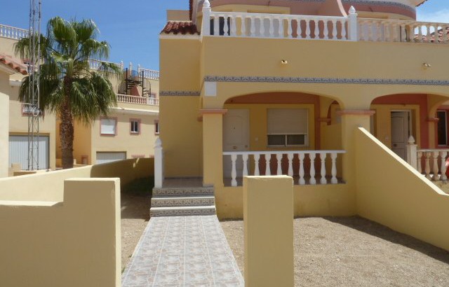 Casa adosada en Villamartin