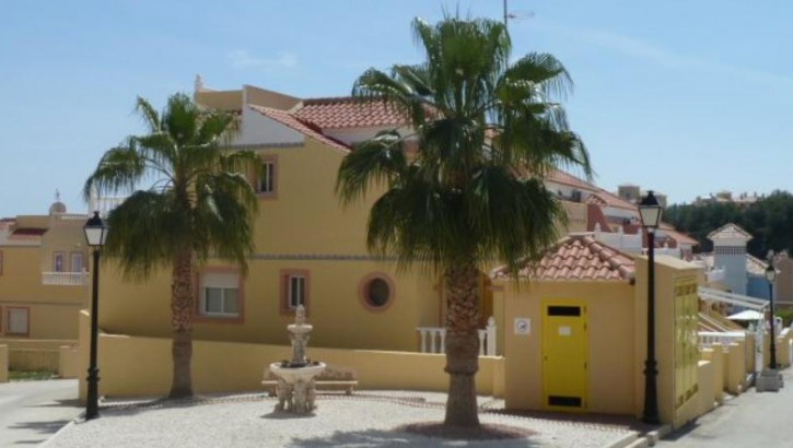 Casa adosada en Villamartin