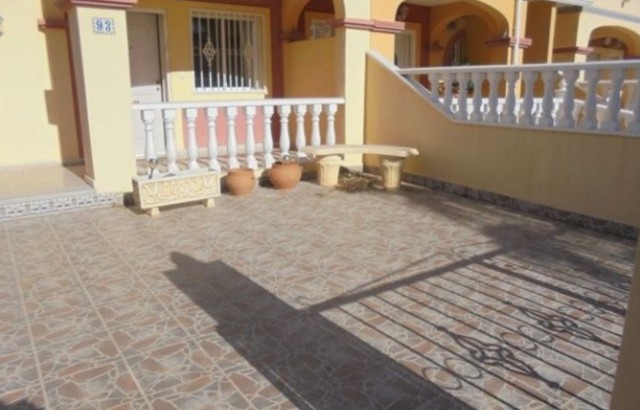 Casa pareada en Cabo Roig