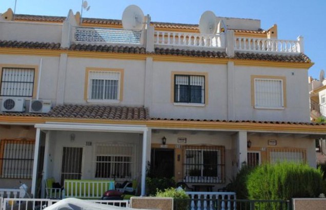 Townhouse in Villamartin