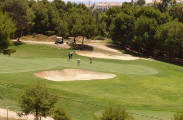 Gepflegtes Haus mit Blick auf Villamartin Golfplatz