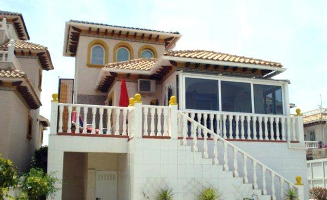 Villa in Orihuela Costa