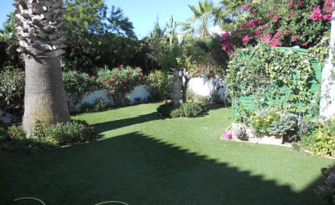 Wohnung mit eigenem Garten in Orihuela Costa
