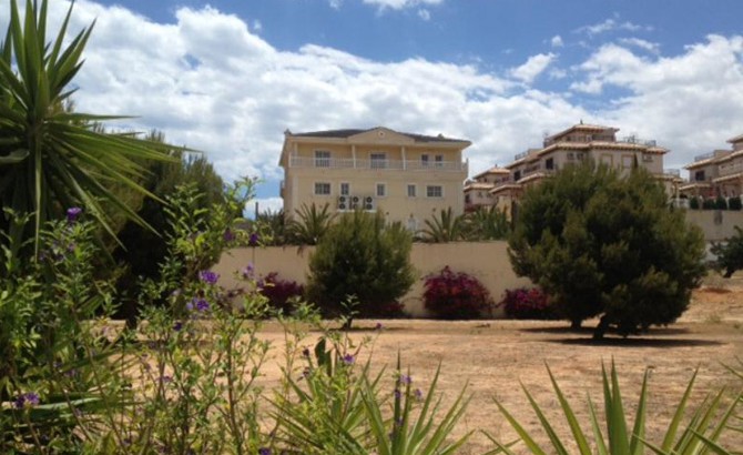 Special detached villa in La Zenia