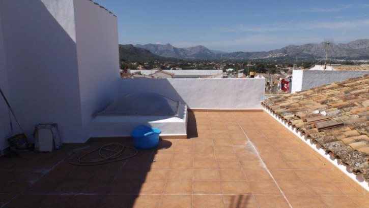 top renovated townhouse in Pedreguer