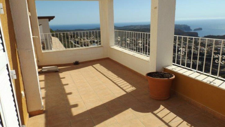 apartment with perfect sea views in Benitachell