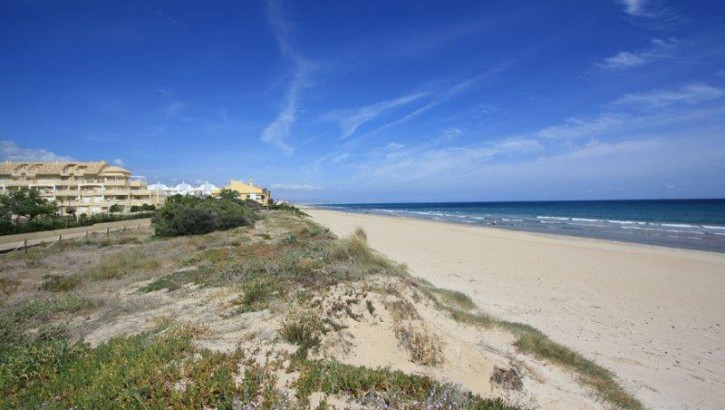 Top gepflegte Villa nur 150m vom Traumstrand in Denia entfernt