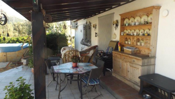 Private finca near the picturesque village of Jalon