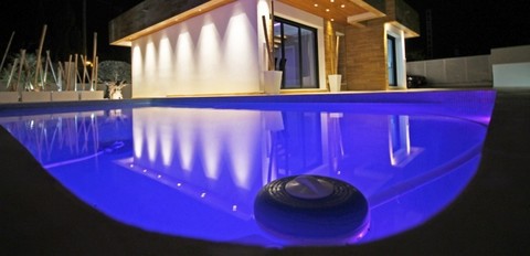 Villa spectacular y moderna con vista al mar en La Nucia