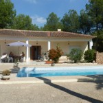 Villa avec une maison d’hôtes et piscine à La Nucia