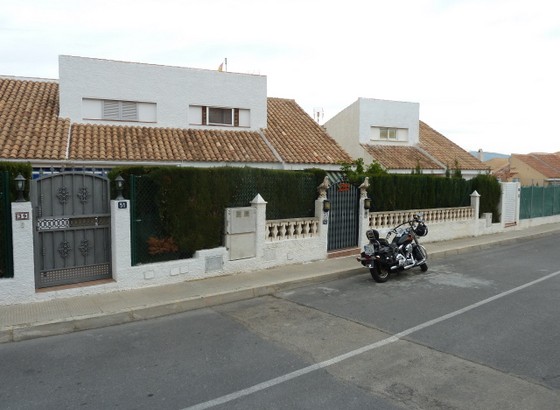 charming bungalow in Alfaz del Pi