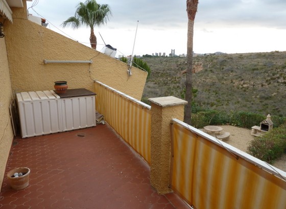 Hübsche Wohnung in La Nucia mit Meerblick