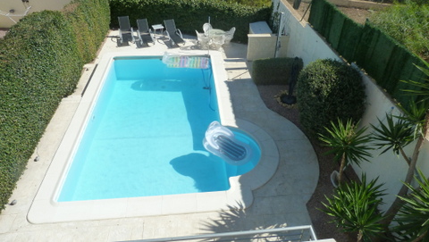 Top casa doble cuidada con piscina en Alfaz del Pi