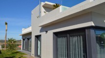 New luxury villas in Campoamor