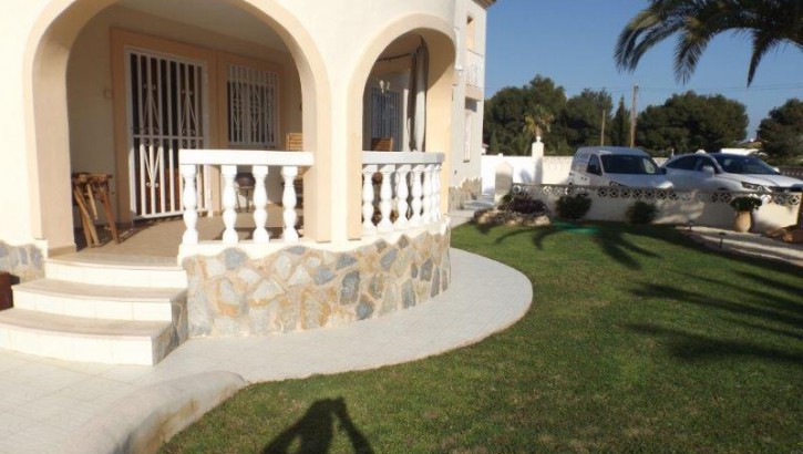 Stunning property with pool in Calpe