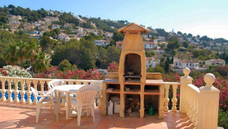 Haus mit Gästehaus und Pool in Benissa