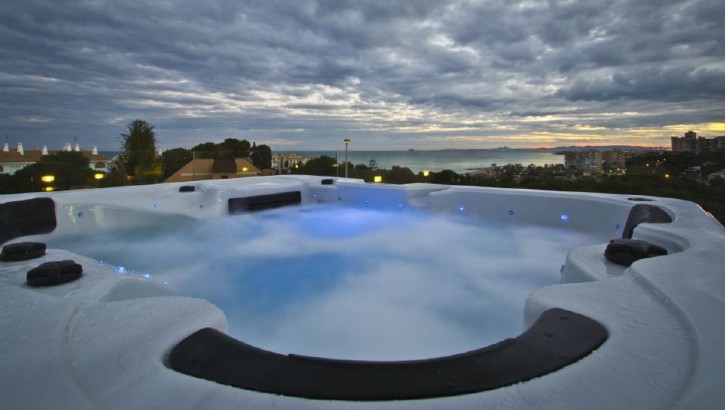New luxury villas in Campoamor (Orihuela Costa)