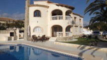 Stunning property with pool in Calpe