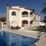 Casa grande con piscina en Calpe