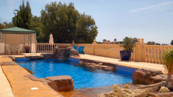 Moderne Villa mit Meerblick in Benissa