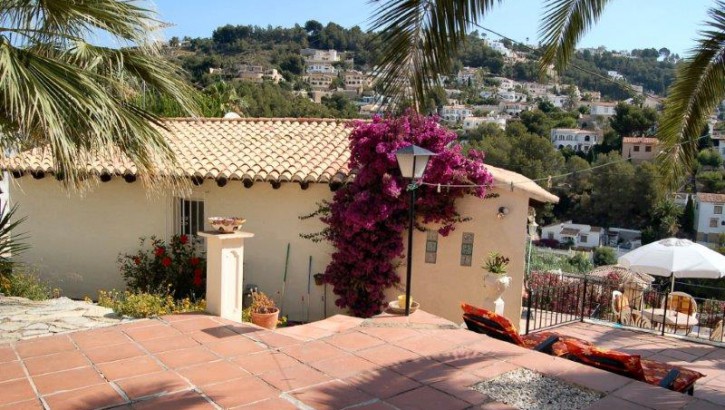 Haus mit Gästehaus und Pool in Benissa