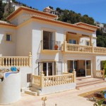 Villa moderna con vista al mar en Benissa