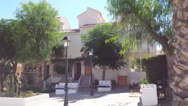 Chalet adosado con vista al mar en Gran Alacant