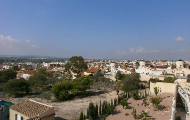 Doppelhaus mit Pool in La Marina