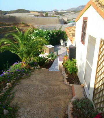 House with mediterranean atmosphere and pool in Altea