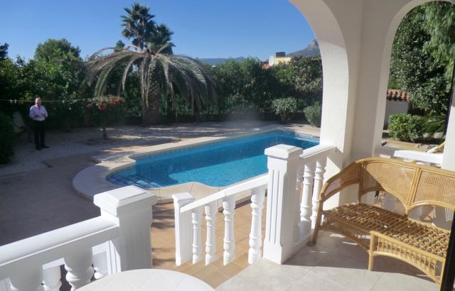 Nice house with pool in Calpe