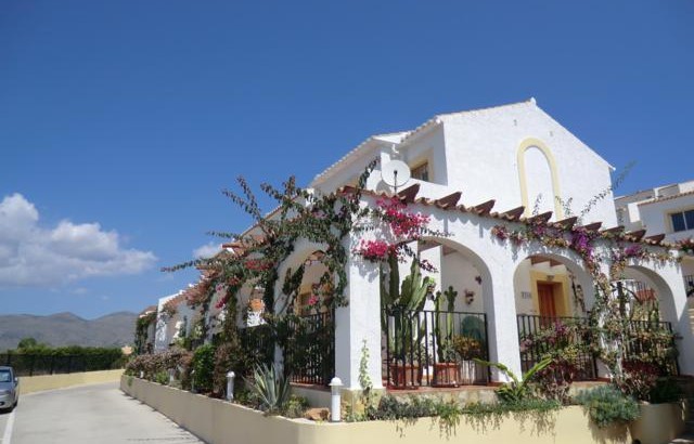 Nice terraced house in Calpe