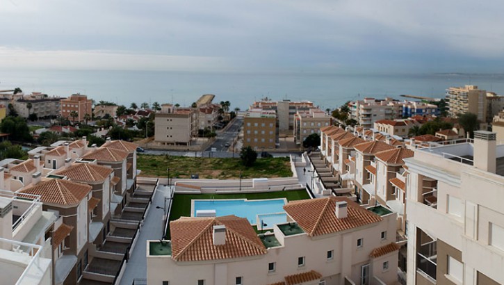 Pisos y Bungalows en Santa Pola