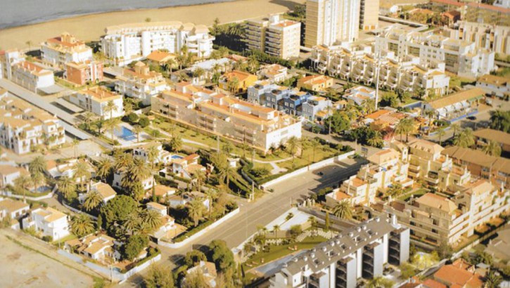 Apartamentos en 1ª línea de mar Denia