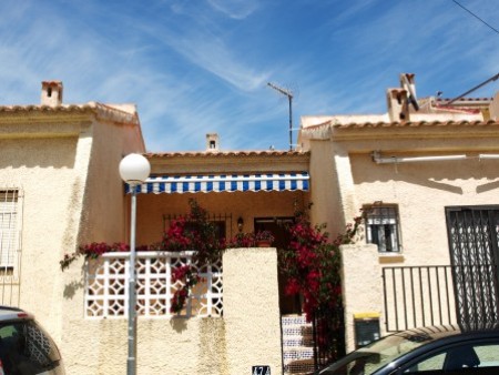 Chalet adosado con mucho sol en La Marina