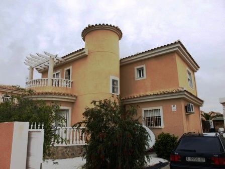 Maison moderne avec BBQ à La Marina