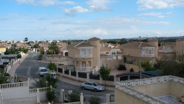 Casa con una cocina exterior La Marina