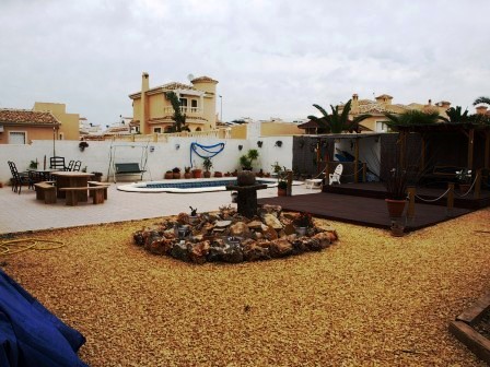 Maison moderne avec BBQ à La Marina