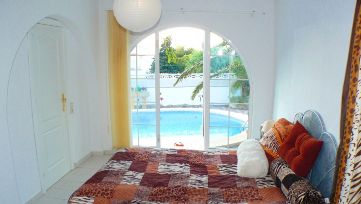 Smart villa with pool and sea view Denia