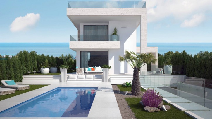 Luxury villas by the golf course of Villamartin