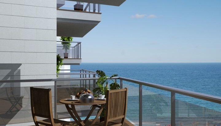 Seafront apartments in Alicante