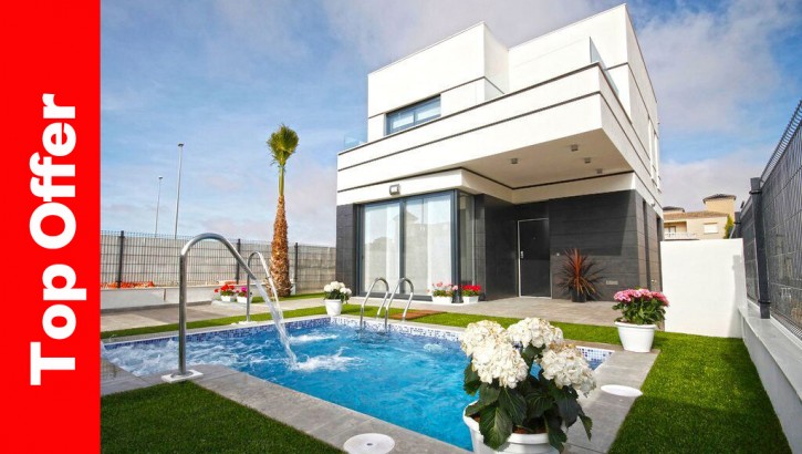 Modern Villas with private pool in Quesada