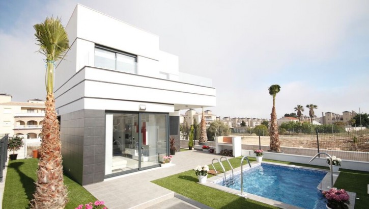 Modern Villas with private pool in Quesada