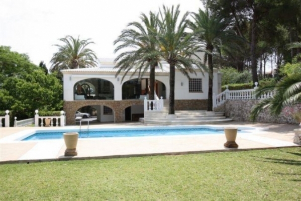 Wunderschöne große Villa in Javea