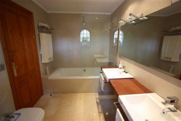Wonderful huge villa in Javea