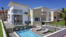 Charmantes villas modèrnes avec piscine Quesada