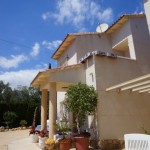 Casa cuidada con vistas fantásticas en La Nucia