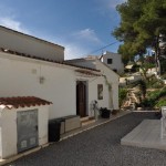 Casa cuidada con vistas fantásticas en Moraira