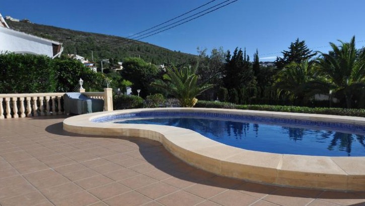 Maison soignée avec superbes vues à Moraira